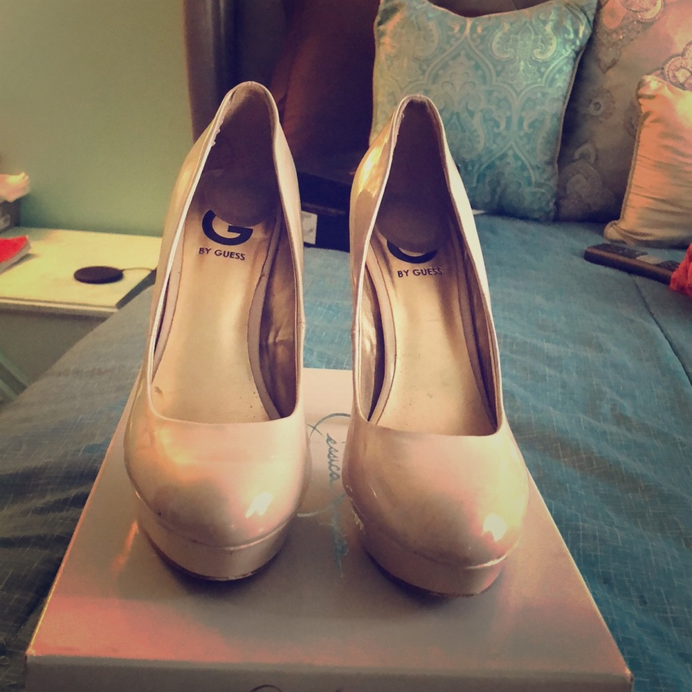 Nude Color platform pump by Guess